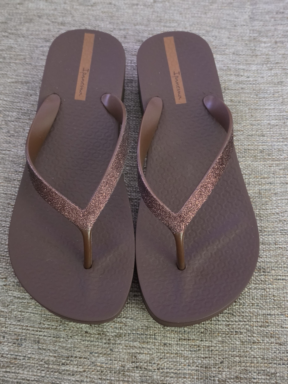 Ipanema Women's Sparkle Brown Flip Flop Sandals